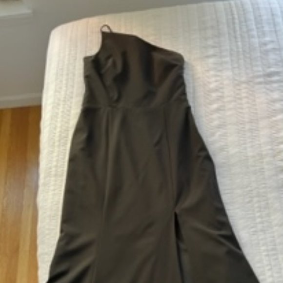 Amsale "Sloan" Bridesmaid Dress_Black, Size 12 - Picture 2 of 6